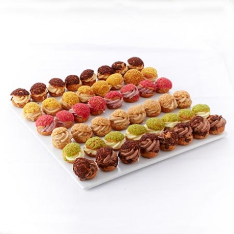 Mini choux garnis assortis Plateau de 48 pièces