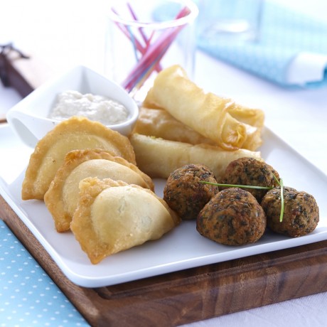 Assortiment de mezzés libanais