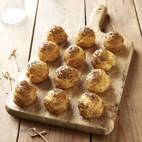 Gougères au curry & graines de pavot