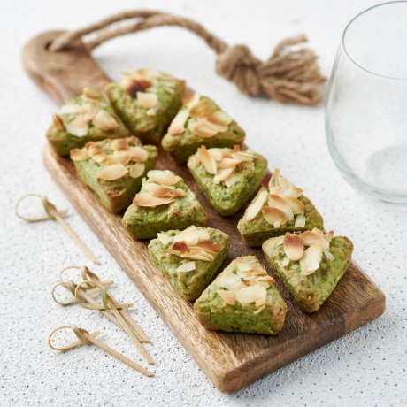 Mezzés petit pois menthe et amandes