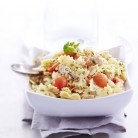 Mini-farfalle au thon et à la tomate - sauce ail et fines herbes